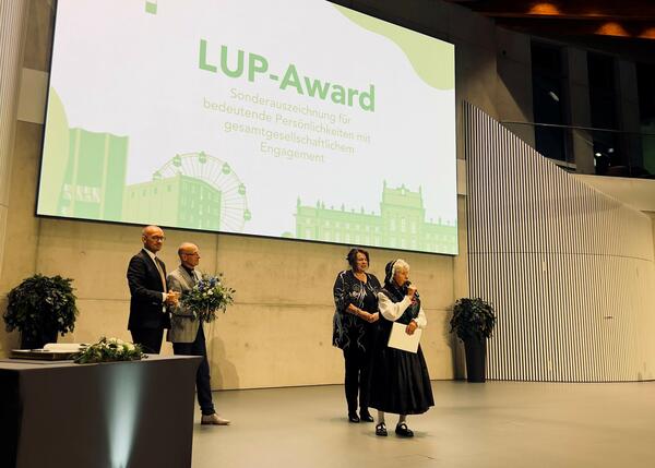 2023-10-27 Preisträgerin des LUP-Awards Lotti Jenßen