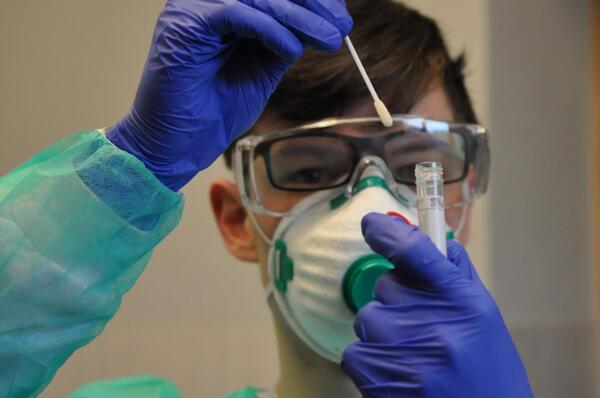 Im-Abstrichzentrum-c-Landkreis-Ludwigslust-Parchim