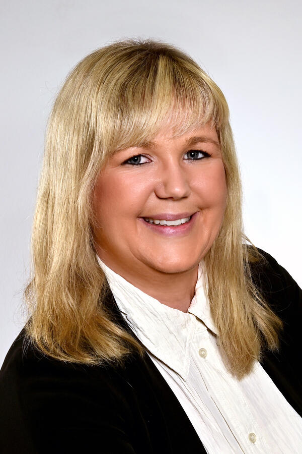 Stephanie Lohse