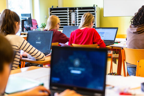 Foto Schulnetz im Landkreis