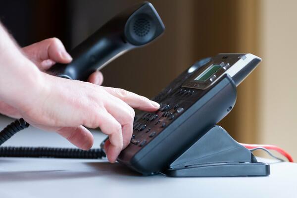 phone-g335b7e742_1920