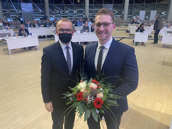 2021-12-14 Landrat Stefan Sternberg und Beigeordneter Lukas Völsch